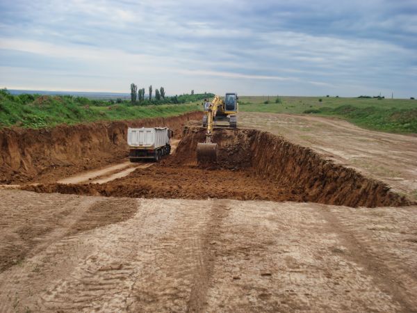 Foundation Digging in Columbia