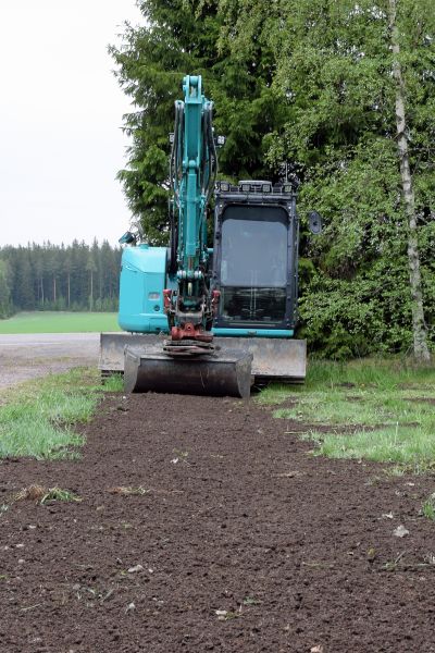 Backhoe Grading in Columbia
