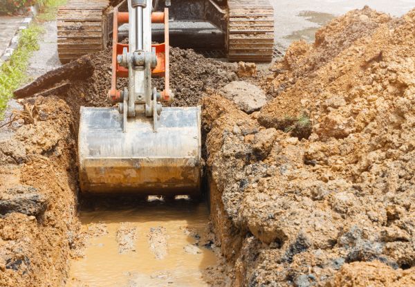 Water Line Digging in Columbia