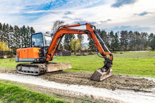 Dirt Road Leveling in Columbia